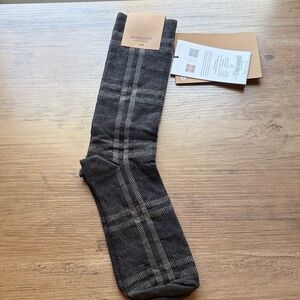 NWT Burberry Dark Charcoal Check Dress Socks size Small